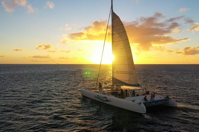 Private Catamaran Sunset Cruise from St Lucia for Up to 15 Guests - Unlimited Drinks and Snacks: What You Get (and What to Expect)