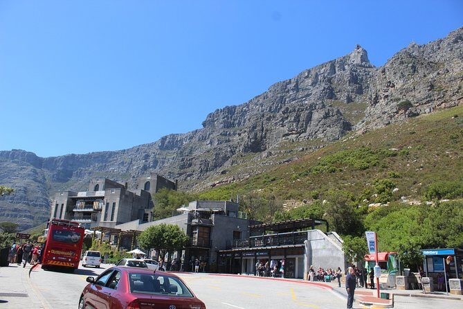 Private City Tour Table Mountain + Cable Car Ticket Camps Bay H/D - How This Private Route Fits Into 4–5 Hours