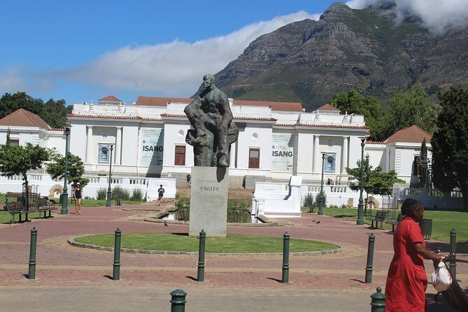 Private City Tour Table Mountain + Cable Car Ticket Camps Bay H/D - Cape Town Stadium and Sea Point Stops: Quick City Views from the Road