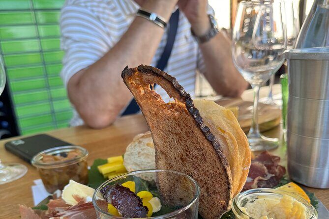 Private Full Day Wine Tour: Stellenbosch and Franschhoek & Paarl - Photo Stops That Add Meaning Without Burning Hours
