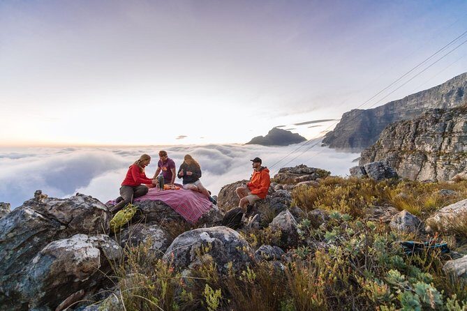 Private Hiking Tour of Table Mountain - Two route choices: cable car plateau walk vs. a tougher ocean-view climb