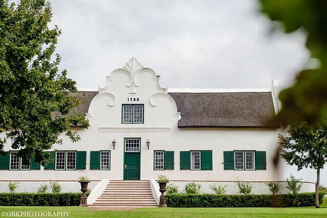 Private Package to Finest Vineyards - Stellenbosch pickup - Stop 1: L’Avenir cheese & wine pairing, with views that do the talking