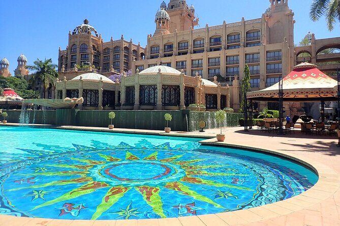 Private Shuttle from Johannesburg to Pilanesberg - Sun City or Pilanesberg: how to think about the destination