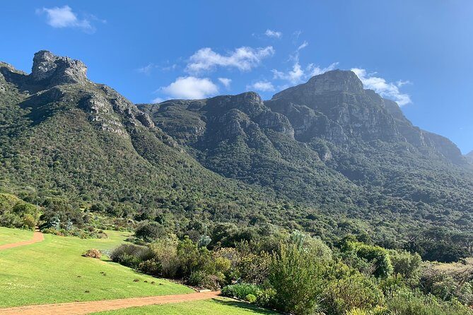 Private Table Mountain, Kirstenbosch and Constantia Wine Tasting. - Constantia Glen (If Time Allows): The Optional Extra Pour
