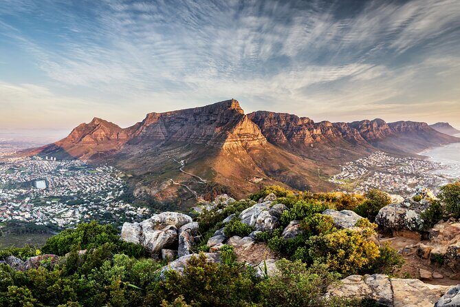 Private Table Mountain Penguins & Cape Point Tour from Cape Town - Cape of Good Hope and Cape Point: Crosses, Lighthouse, and Iconic Photos