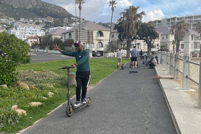 Private Tour:Cape of Good Hop>Seal island>Chapman’speak &Penguins - Cape of Good Hope: name-board photos and the park entrance fee