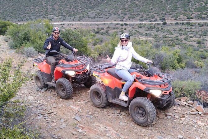 Quad Bike Fun Ride in Oudtshoorn Western Cape - Guide quality on a quad ride: Emmanuel and Sakkie set the tone