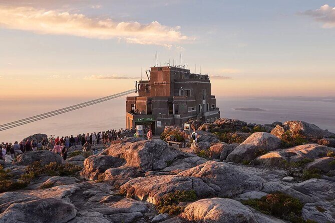 Robben Island and Table Mountain Pre Booked Tickets - Robben Island with pre-booked tickets and ex-prisoner guided time