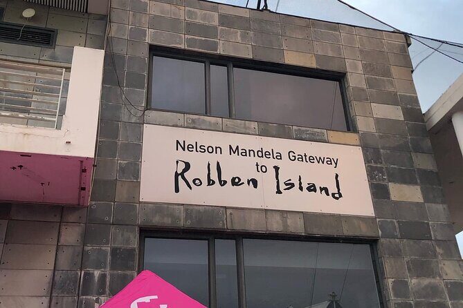 Robben Island and Table Mountain Pre Booked Tickets - Who this tour suits best (and who should think twice)