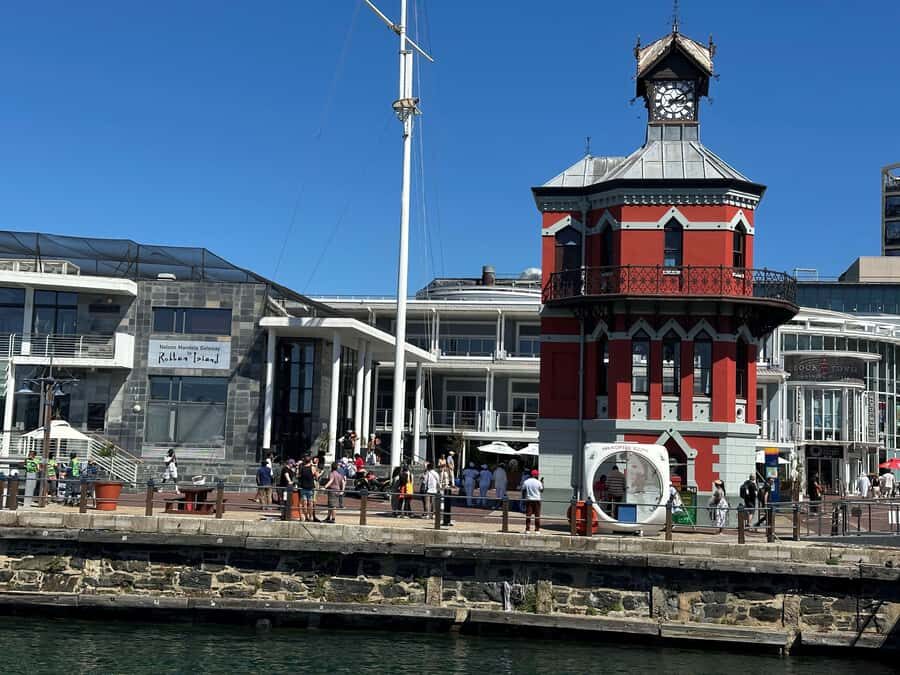 Robben Island Half Day Tour with Pre-Booked Ticket - Getting to Nelson Mandela Gateway: where your day starts