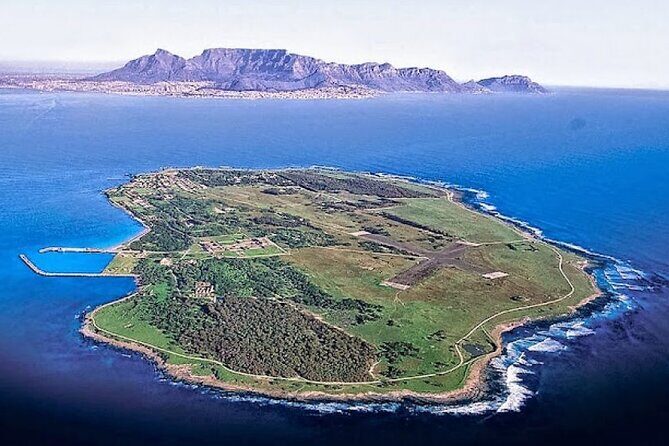 Robben Island ,Kirstenbosch Gardens and Groot Constantia. - Price and value: what $138.47 buys you (and what it doesn’t)