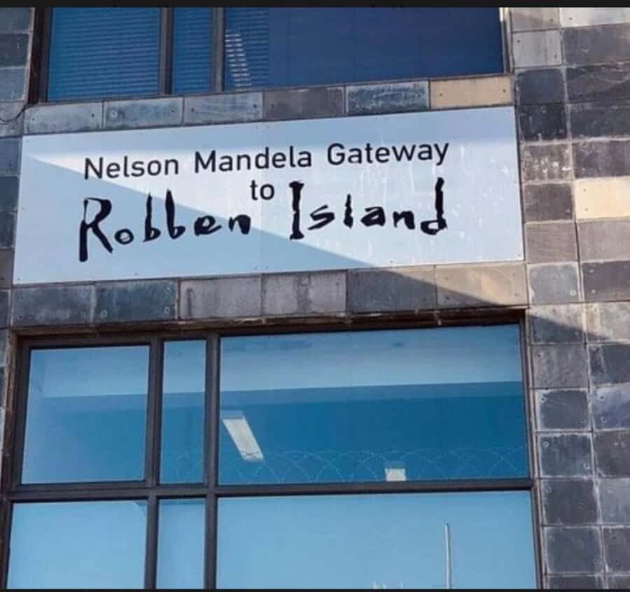 Robben Island Museum Tour with Transfer and Ferry Tickets. - Who this tour suits best
