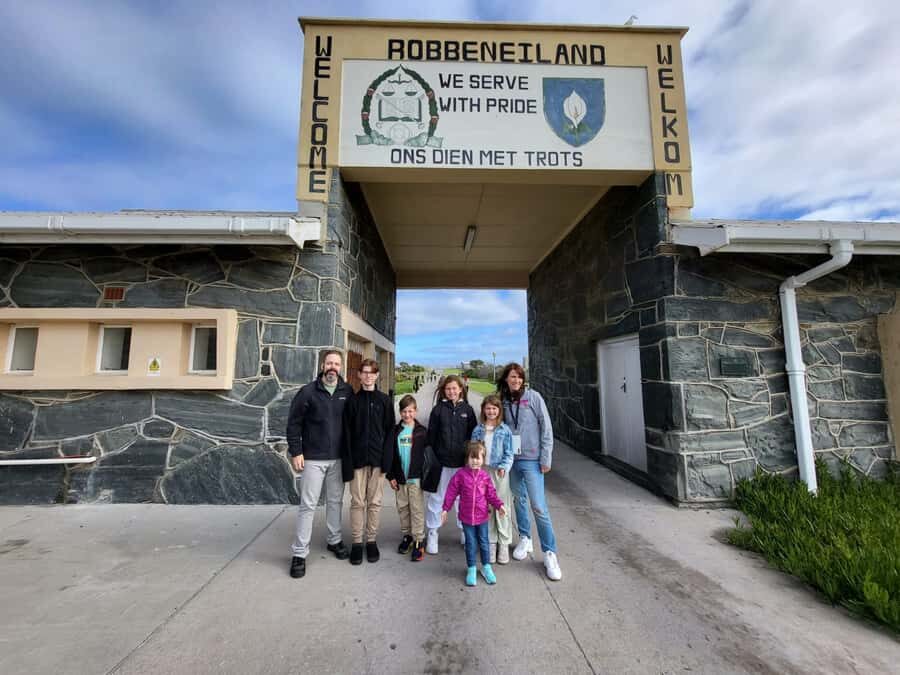 Robben Island,Table Mountain Full day Private Tour Cape Town - Key Points Worth Knowing