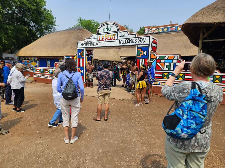 Safari at Lion and Rhino Park / Lesedi Culture Village - What you can realistically spot: predators, antelope, birds