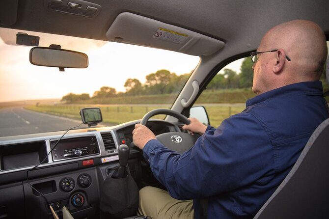 Shuttle Transfer from Greater Kruger to Gauteng - Getting On Board: Pickup, Manifest, Luggage, and the Briefing
