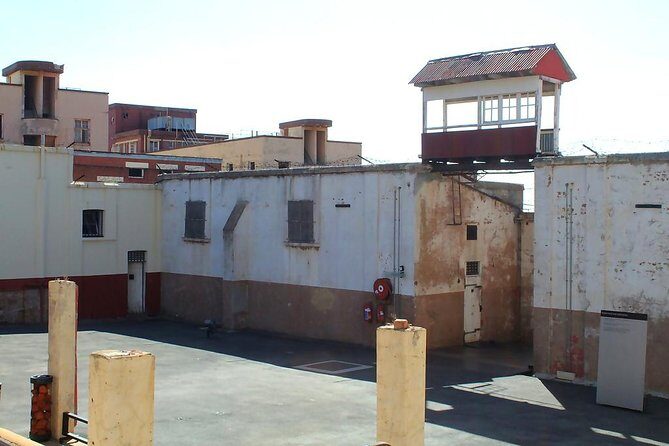Soweto and Apartheid Museum Guided Tour - Vilakazi Street: where one street carries a lot of weight