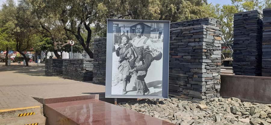 Soweto and apartheid museum tour(Half-day) - Five Hours in Soweto: How This Tour Actually Lands