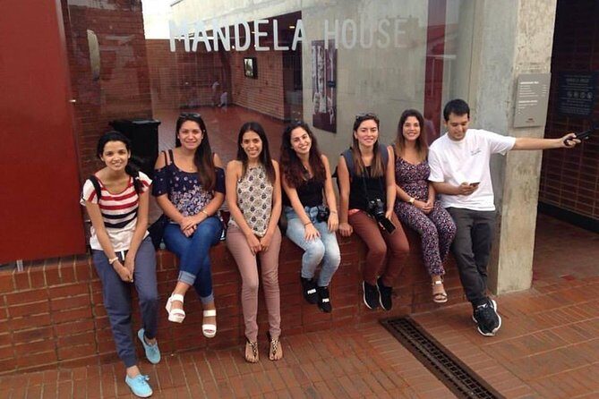 Soweto, Apartheid Museum & Constitution Hill Day Tour - Mandela House and what you may need to pay for