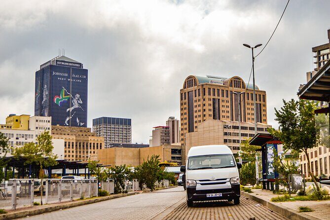 Soweto by Tuk-Tuk - Vilakazi Street: Mandela House and Desmond Tutu House in One Corridor