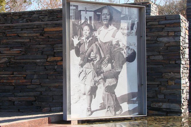 Soweto & Johannesburg And Apartheid Museum Private - Where apartheid gets explained: Apartheid Museum