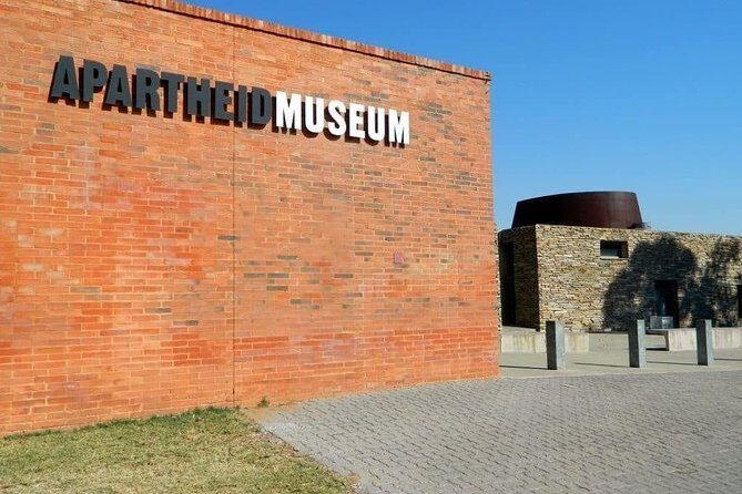 Soweto Lunch & Apartheid Museum Full Day Tour - Vilakazi Street: Quick Shopping Time and Mandela House From Outside