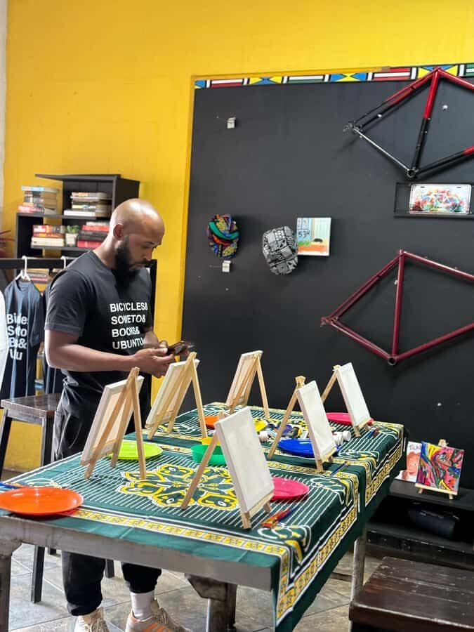Soweto: Sip & Paint Walking Tour & Take Home a Canvas - Practical Tips to Make the Day Smoother