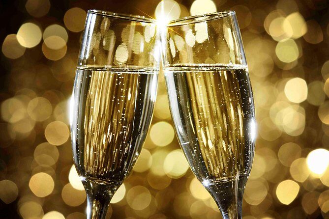 SPARKLING Sensation - Private Stellenbosch Bubbly tour - Best-fit groups: who this tour suits best