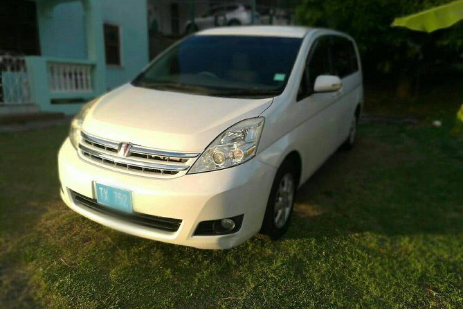 St Lucia Airport Transfer to ANY Bay Gardens location - Who This Transfer Is Best For