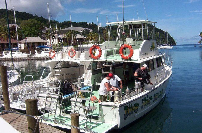 St Lucia Certified Scuba Diving Tour - Boat Comfort and Lunch: The Unsexy Stuff That Makes a Difference