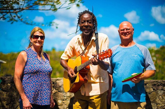 St Lucia Cruise Ship Excursion - Stop 5: Tet Paul Nature Trail and the Pitons payoff