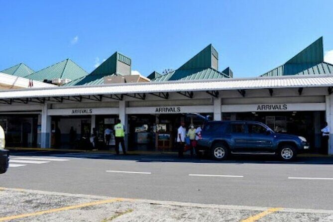 St. Lucia Private Airport Transfer to Royalton Resort and Spa - Private doesn’t mean complicated: what group size feels like