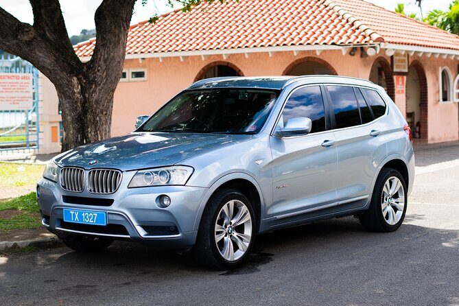 St. Lucia Private Airport Transfers - The ride route: scenic northbound drive and smart stop requests