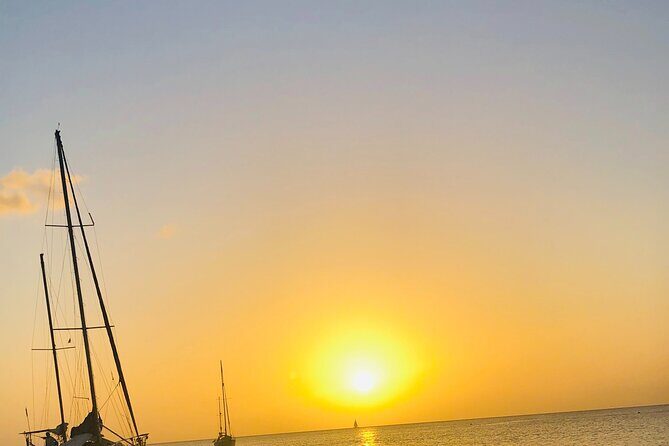 St. Lucia Private Sunset Cruise - Marigot Bay and Rodney Bay - A Marigot Bay to Rodney Bay sunset route with a built-in story