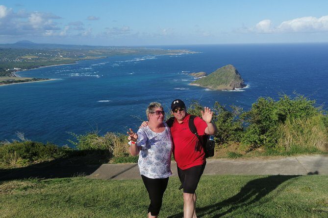 St Lucia Sunday's Tour - Marigot Bay: The Bay, the Stories, and the Quick Photo Stop