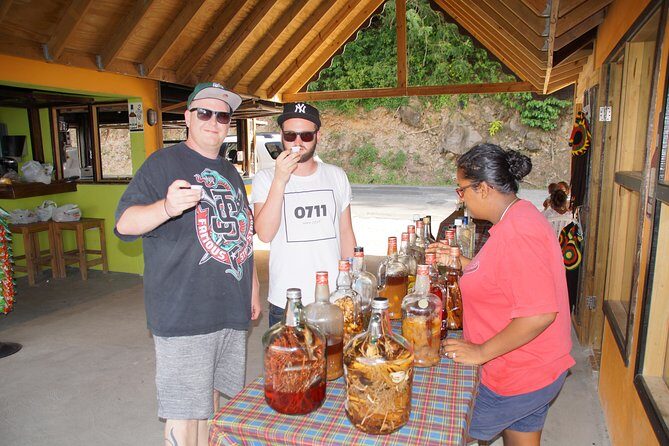 St Lucia Sunday's Tour - Anse La Raye and Canaries: Fishing Village Charm and Craft Hunting