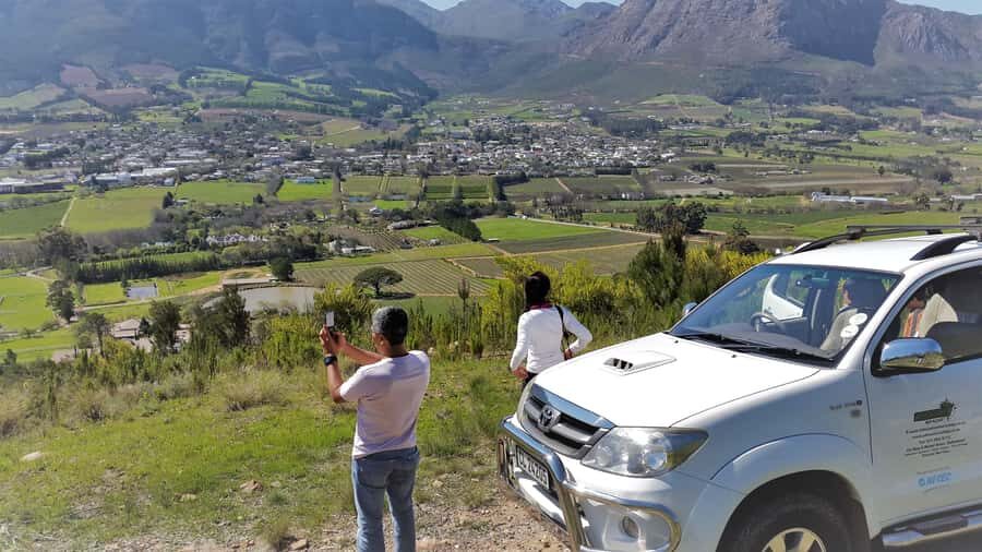 Stellenbosch: 4x4 Winelands Private Experience - Why a 4x4 Winelands day makes sense in Stellenbosch