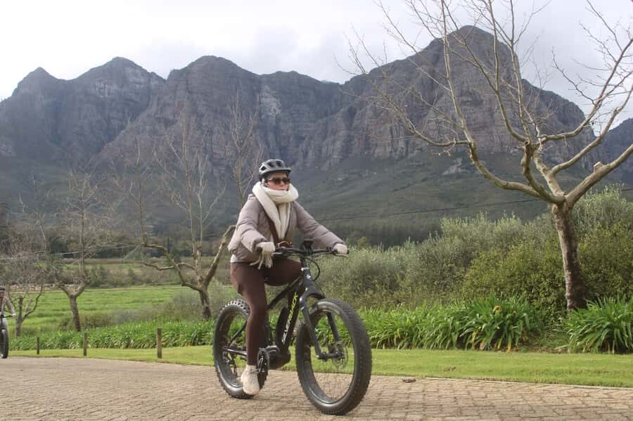 Stellenbosch: Countryside Banhoek valley E-Bike Wine Tour - What to bring (so you don’t regret it later)
