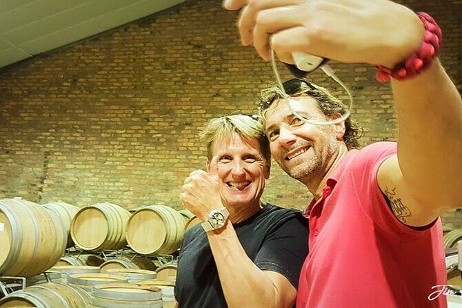 Stellenbosch Valley. Private wine tour with winemaker in Swedish or English. - A 7-hour day in the Winelands: how the pace feels