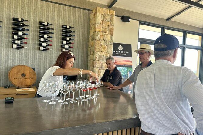 Stellenbosch Wine Tractor hop-on-hop off wine tasting tour - Weather and timing: plan your day so you don’t get stuck