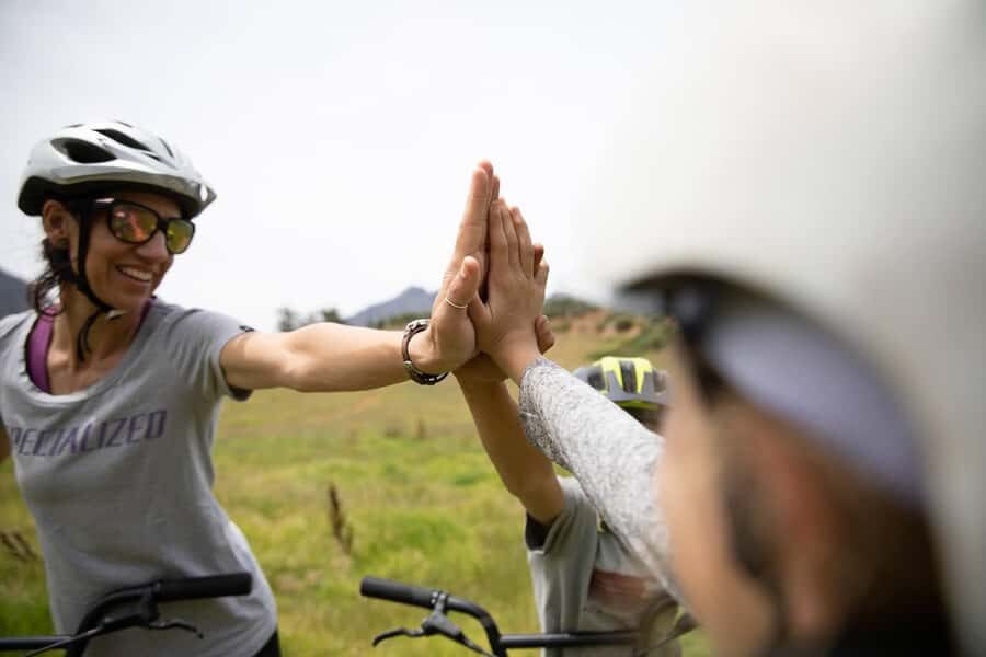 Stellenbosch Winelands downhill gravity Scooter - Finding the Meeting Point: Banhoek Chilli Oil Company and Red Flags