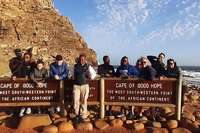 Table Mountain and Cape of Goodhope - Chapmans Peak Drive: 9 km of Curves (and Why It’s Worth the Stop)