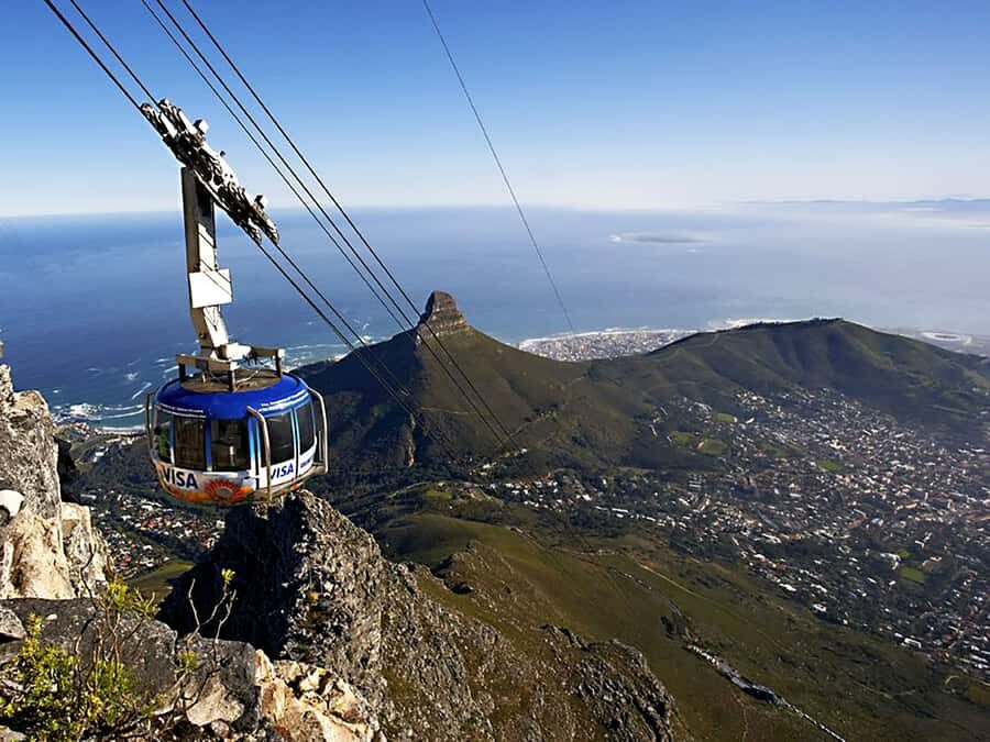 Table Mountain, Boulder's Penguins & Cape Point Private Tour - Simon’s Town Break and Lunch Time: More Than a Passing Stop