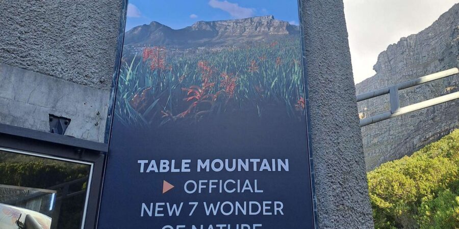 Table Mountain Cable Car Ticket with Transfer - Standard vs Fast Track: cutting waiting time without overthinking it
