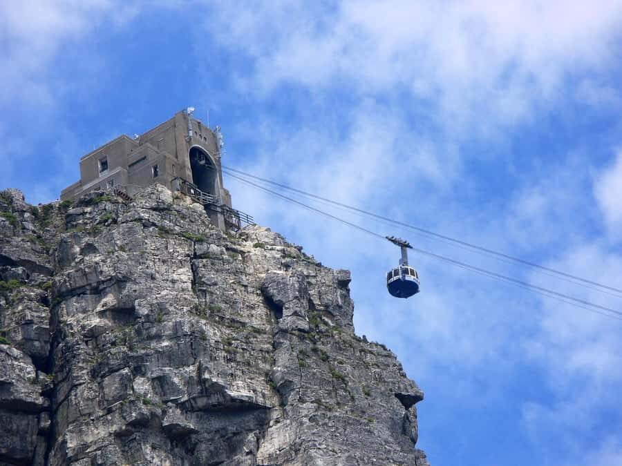 Table Mountain Cable Car Ticket with Transfer - Getting from Cape Town City Centre to the Lower Cable Station