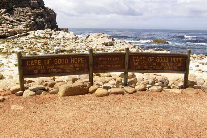 Table Mountain, Cape Point & Penguin Beach ENTRANCE INCLUDED - Fish Hoek break and lunch time: use it to reset, not just eat