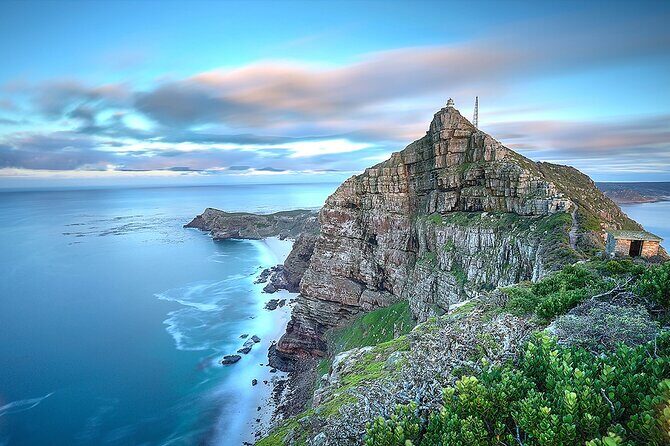 Table Mountain, Cape Point & Penguin Beach ENTRANCE INCLUDED - Table Mountain cable car: panoramic views plus a real queue factor