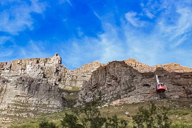Table Mountain, Chapmans Peak Drive, Cape Point & Penguins - Table Mountain: funicular access and choosing your summit walk