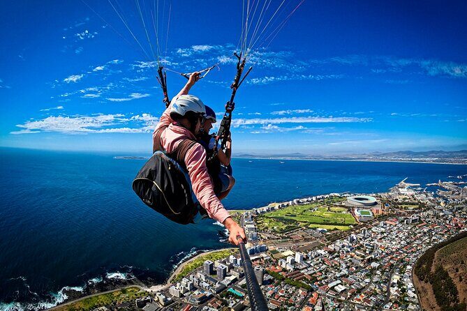 Tandem Paragliding in Cape Town with views of Table Mountain - Table Mountain views and how ridge lift actually improves your flight