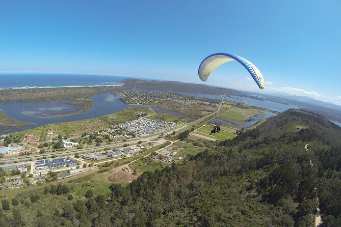 Tandem Paragliding Instructional Flights in Garden Route - What the flight feels like: currents, possible thermals, and real views