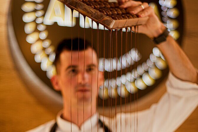 The Art of Chocolate Making Bean-To-Bar Experience in Cape Town - From bean to bar: the steps you’ll learn (and what they affect)